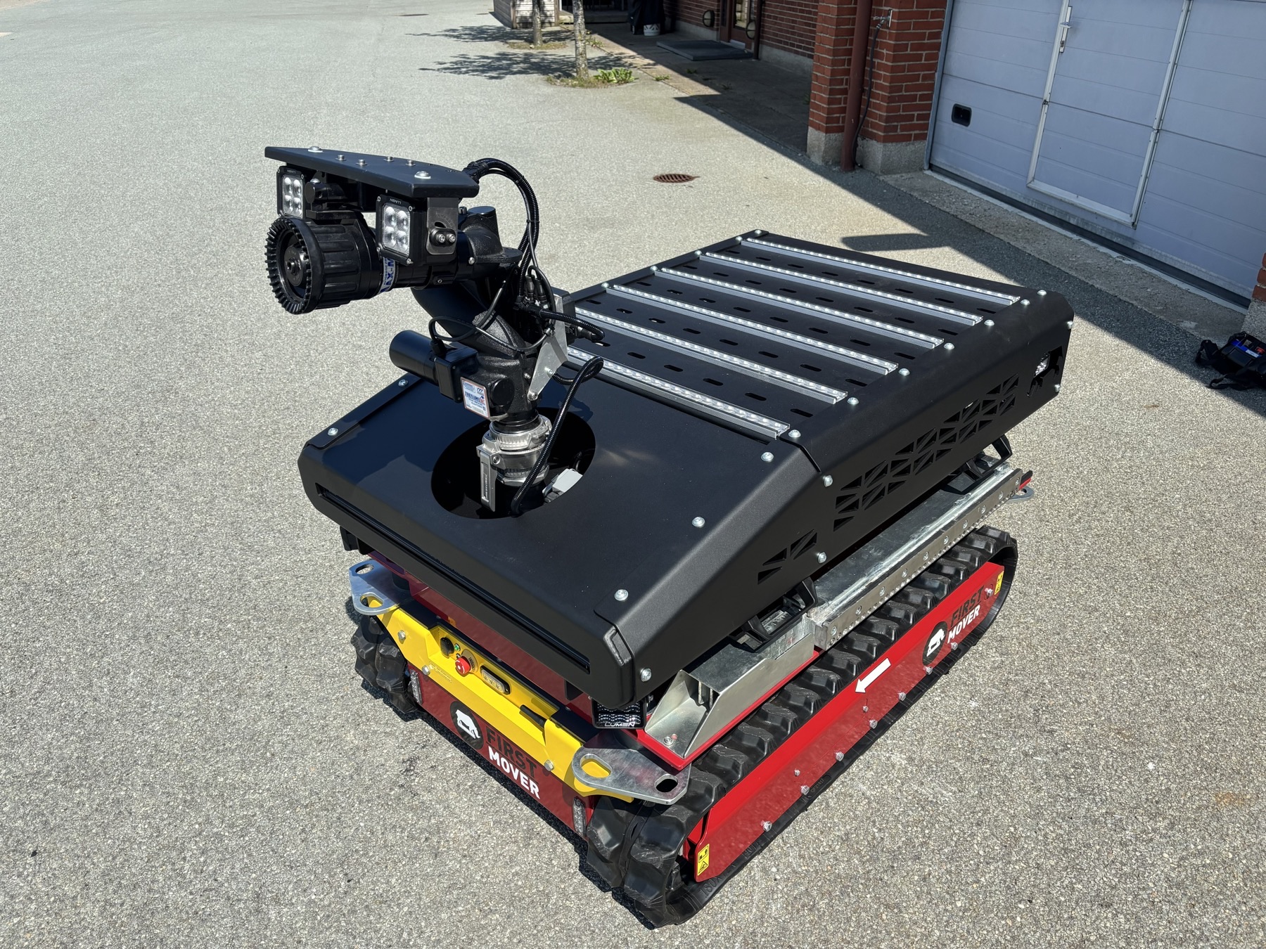 FMF-3000 water monitor from high three-quarter angle
